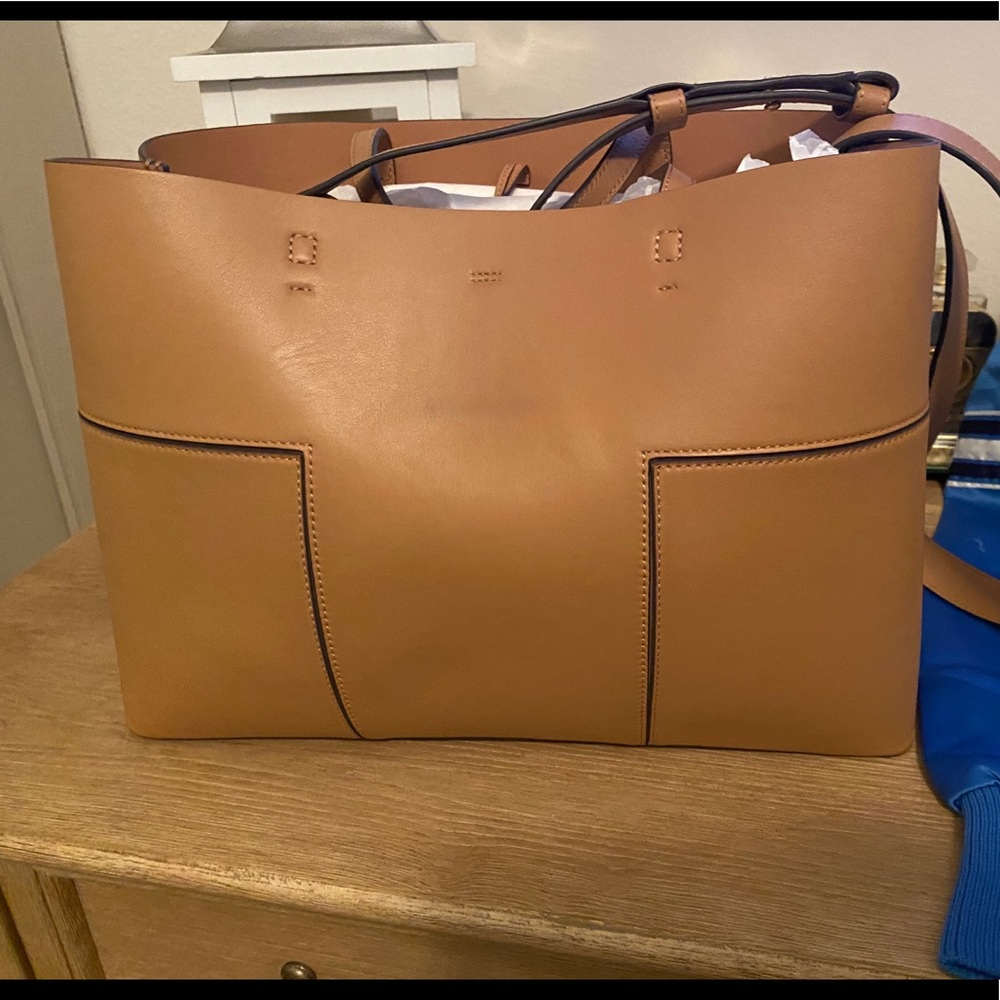 Tory Burch beige tote
